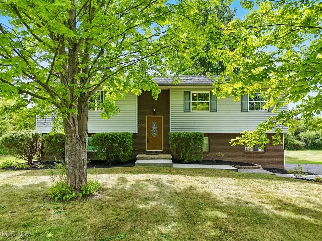 Madison, OH 44057,5540 River RD