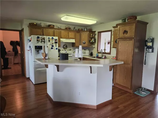 Sullivan, OH 44880,377 County Road 40