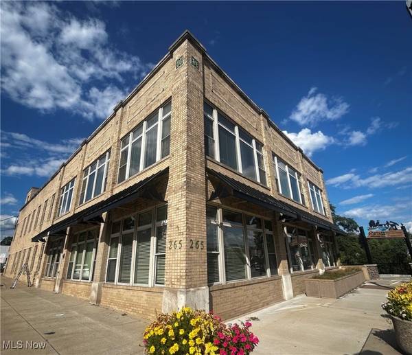 Kent, OH 44240,265 W Main ST #102