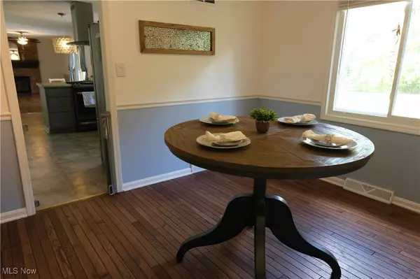 Copley, OH 44321,163 Pineland DR