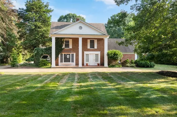 North Canton, OH 44709,256 Everhard RD SW