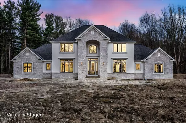 Solon, OH 44139,5076 Neptune OVAL