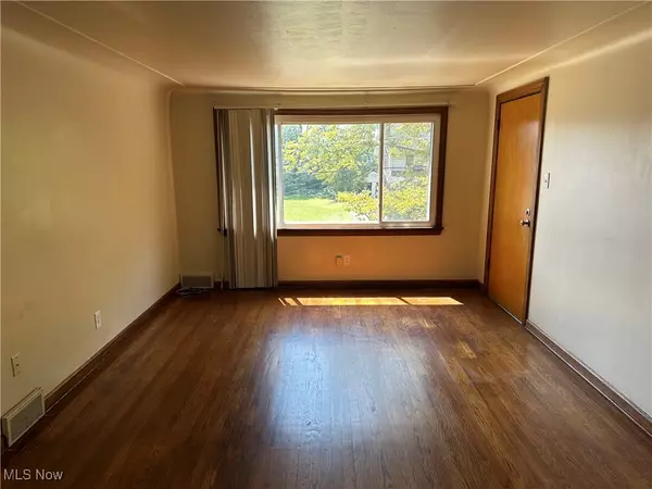 Youngstown, OH 44507,28 W Boston AVE