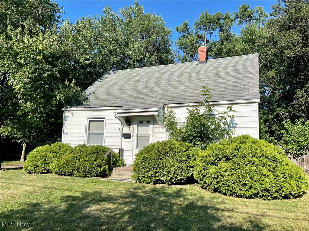 Akron, OH 44305,857 Kennebec AVE