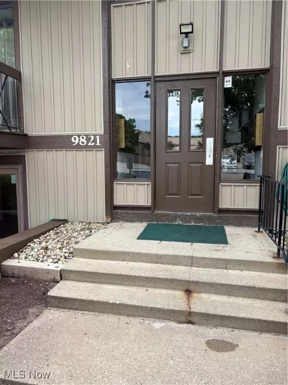 North Royalton, OH 44133,9821 Sunrise BLVD #o1