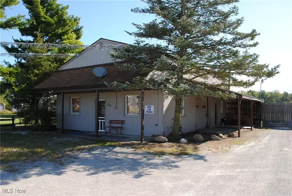 638 Oberlin Elyria RD, Elyria, OH 44035