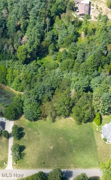 Pleasant Valley RD NE, New Philadelphia, OH 44663