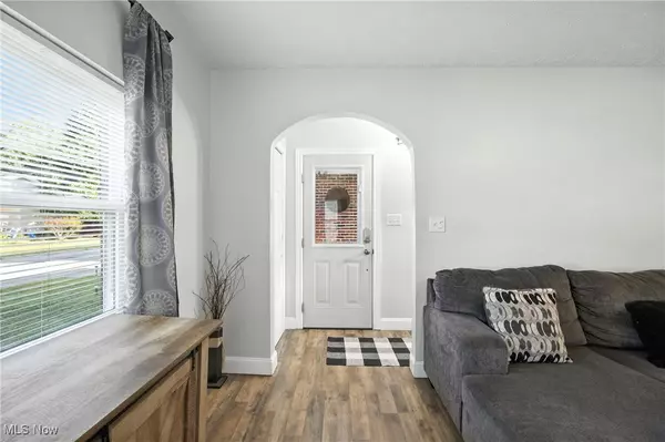 Parkersburg, WV 26104,2710 Linden ST