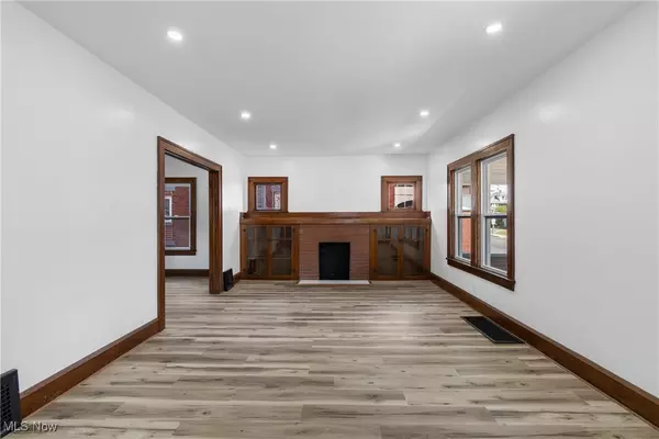 Canton, OH 44703,1435 12th ST NW