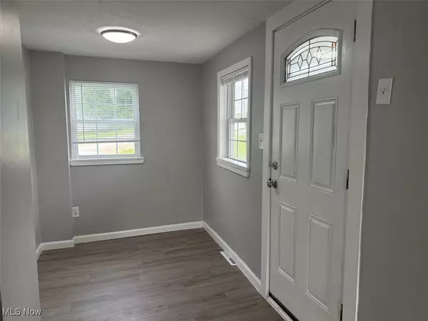 North Ridgeville, OH 44039,6044 Main AVE