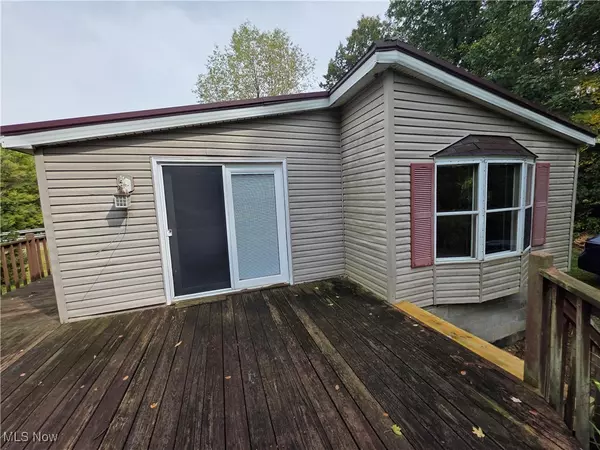 Bowerston, OH 44695,8889 Cumberland RD SW