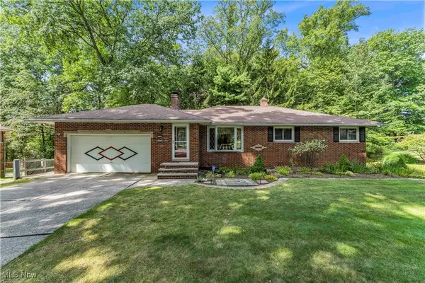 3980 Diana DR, Broadview Heights, OH 44147