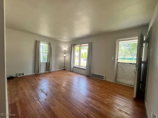 Willowick, OH 44095,484 E 328th ST