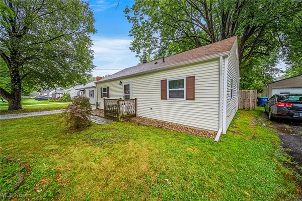 Painesville, OH 44077,864 North AVE