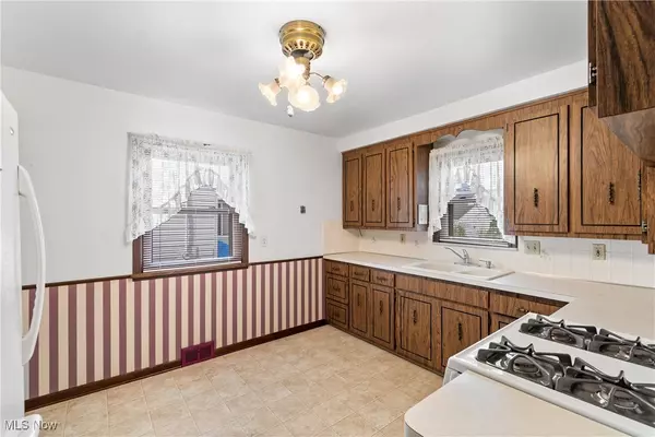 Wickliffe, OH 44092,29459 Vinewood DR