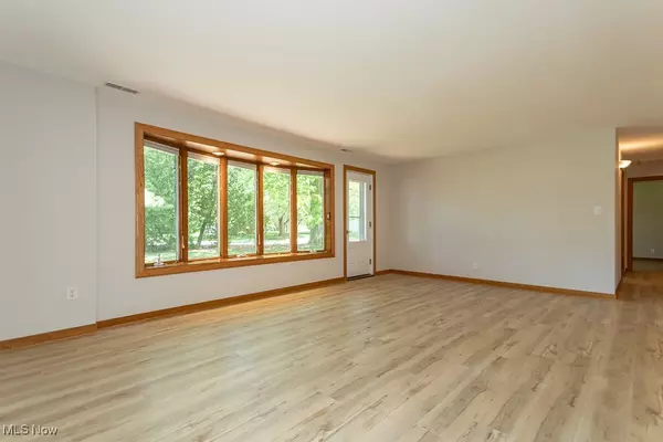 Painesville Twp, OH 44077,26 Middleton DR