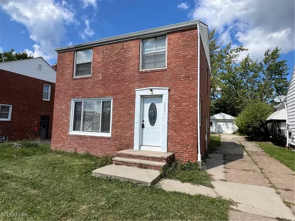 Maple Heights, OH 44137,20107 Libby RD