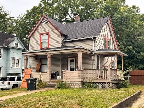 136 Gale ST, Akron, OH 44302