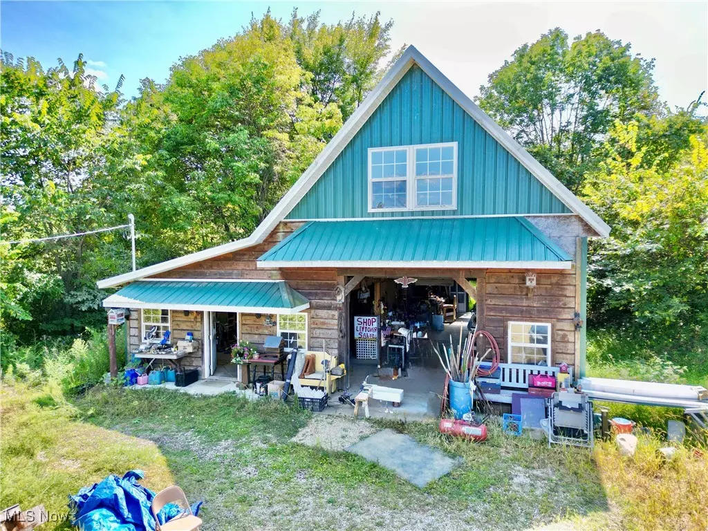 Dresden, OH 43821,9520 Mcglade School RD