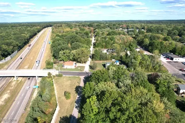 Lake Milton, OH 44429,NE River RD