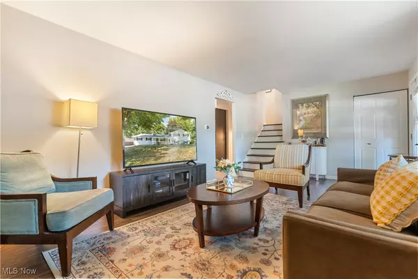 North Canton, OH 44720,727 Lorena ST SW