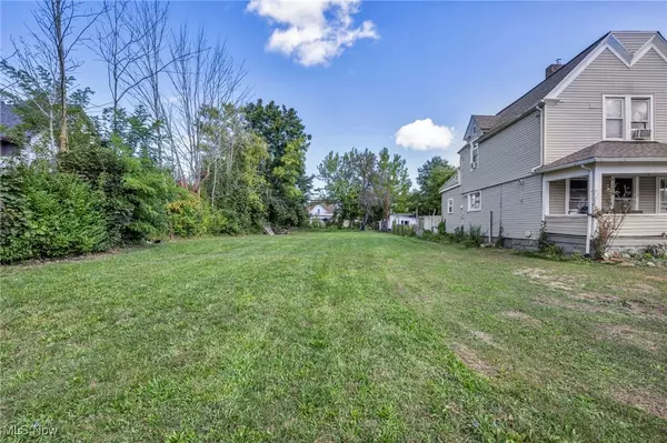 1711 E 30th ST, Lorain, OH 44055