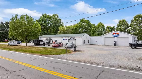 Deerfield, OH 44411,911 State Route 14