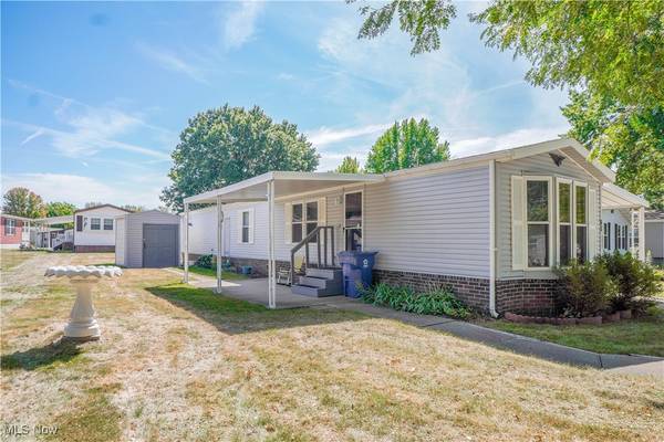 Navarre, OH 44662,65 F ST SW