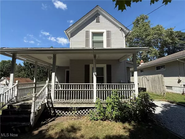 1021 Perry AVE, Barberton, OH 44203