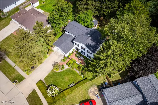 Strongsville, OH 44136,16969 Antler LN