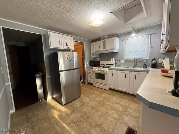 Painesville, OH 44077,856 Beech AVE