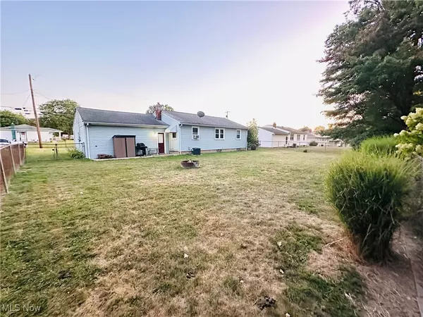 Youngstown, OH 44514,1720 Sequoya DR