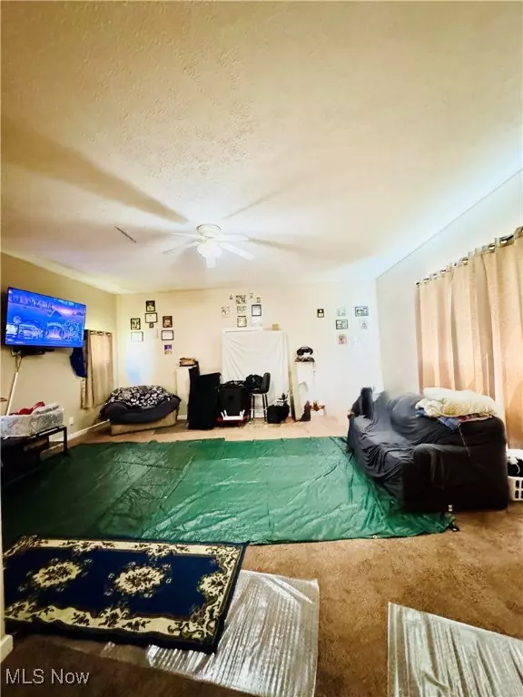 Akron, OH 44310,927 Avon ST