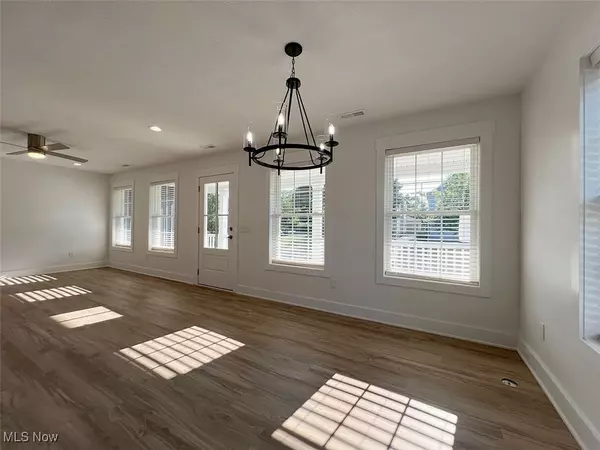 Shaker Heights, OH 44120,3626 Menlo RD