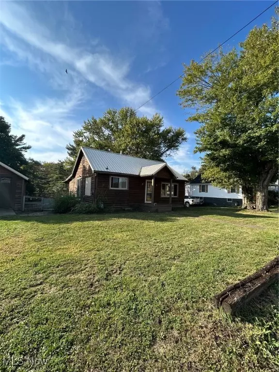 4460 East PIKE, Zanesville, OH 43701