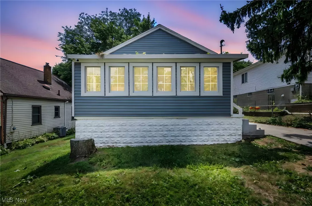 Akron, OH 44314,364 Rexford ST