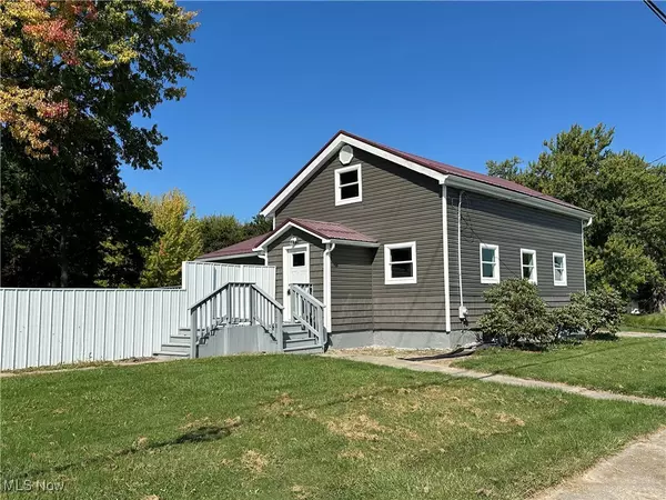 5051 Center RD, Conneaut, OH 44030