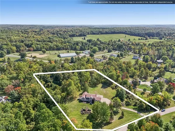 Chardon, OH 44024,11785 Stonegate DR