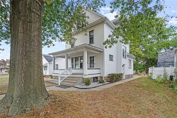 Dover, OH 44622,227 E Slingluff AVE