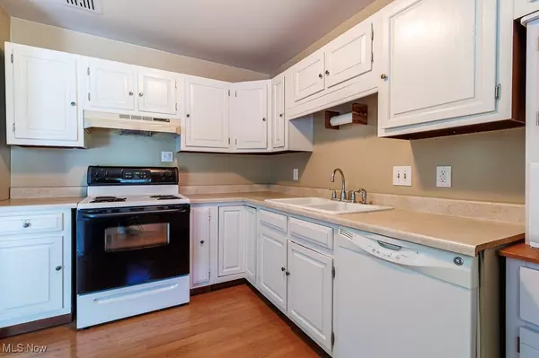 Salem, OH 44460,1326 Robin AVE