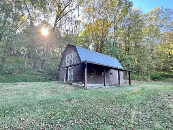 New Philadelphia, OH 44663,1824 Oldtown Valley RD SE