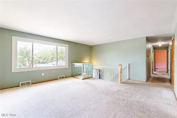 Steubenville, OH 43952,2920 Linda WAY