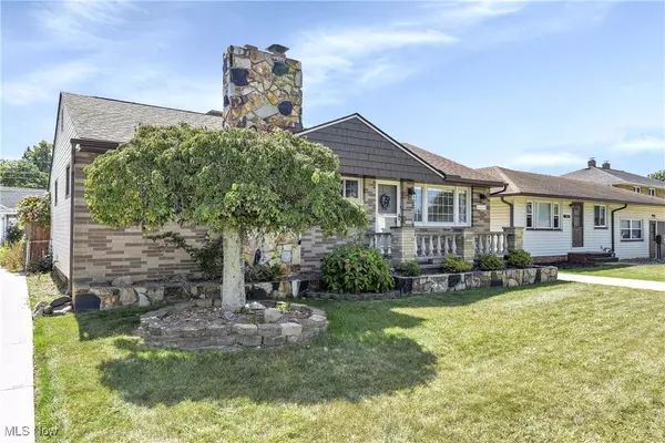 Parma, OH 44134,3407 Dellwood DR