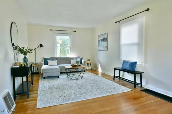 Cuyahoga Falls, OH 44221,418 Hayes AVE