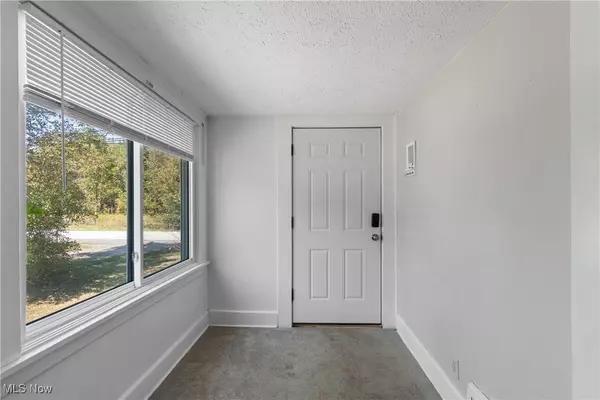 Aurora, OH 44202,1101 Lake AVE