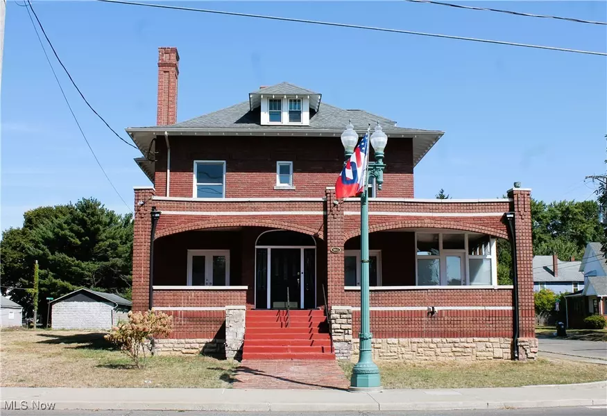 903 12th ST NW, Canton, OH 44703