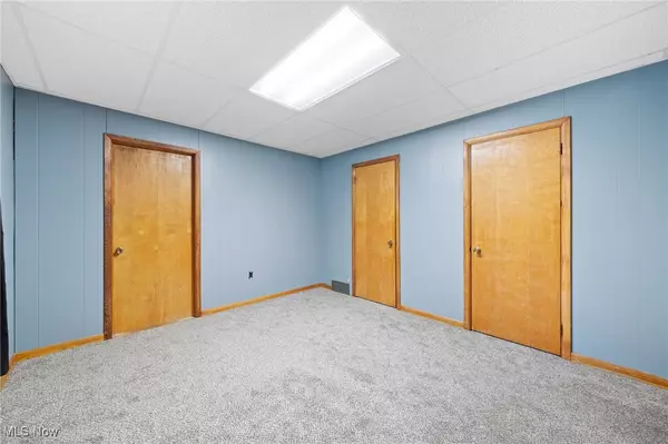 Cuyahoga Falls, OH 44221,3584 Brookside RD