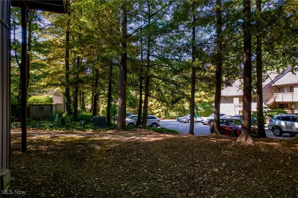 Cuyahoga Falls, OH 44223,2195 Pinebrook TRL