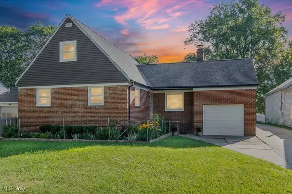 Fairview Park, OH 44126,4235 W 222nd ST