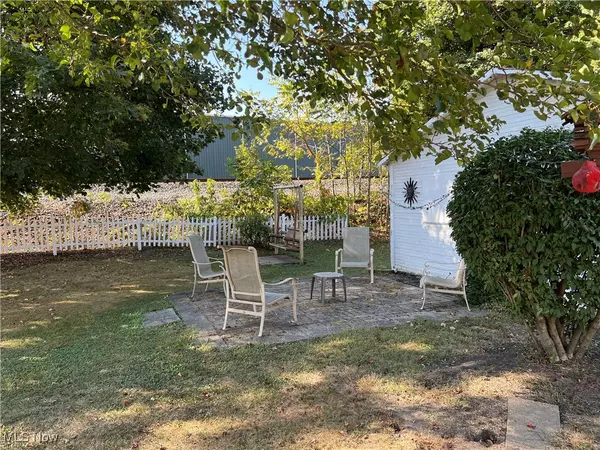 East Palestine, OH 44413,395 W Clark ST